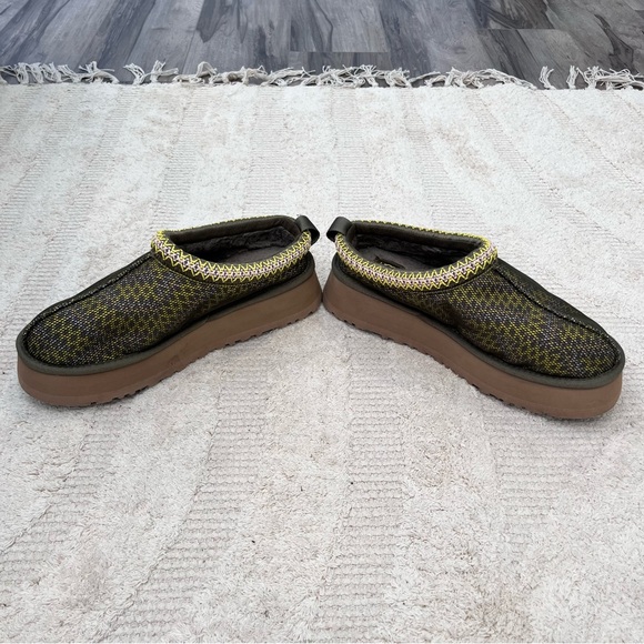 Ugg Tazz Maxi Tasman Platform Green Slipper Shoes Women’s Size 10 - Picture 9 of 9